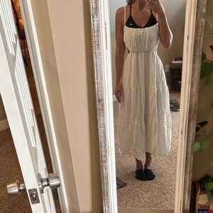 Elegant White Maxi Dress